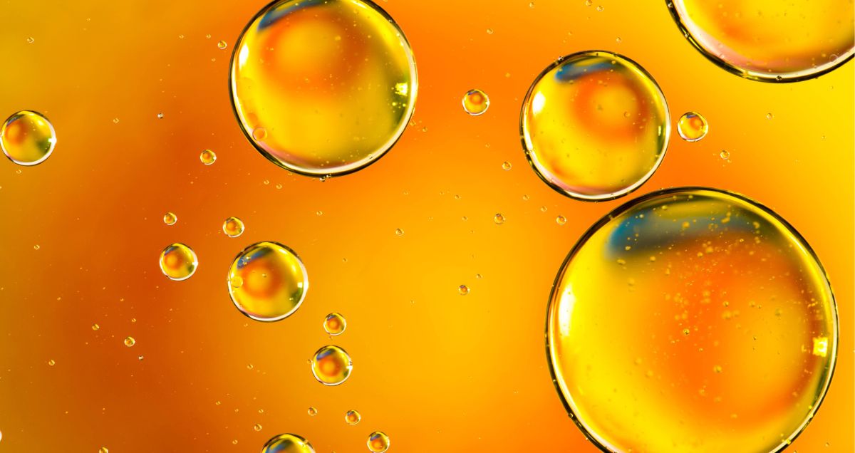 1_Oil-phase-and-droplet-size_957x508px.jpg