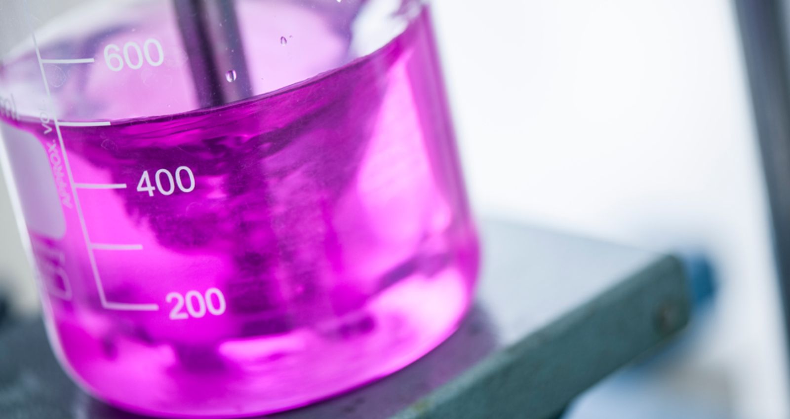 ReagenPink_957x508_Web.jpg